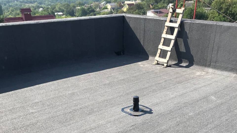 Плоская кровля с гидроизоляцией